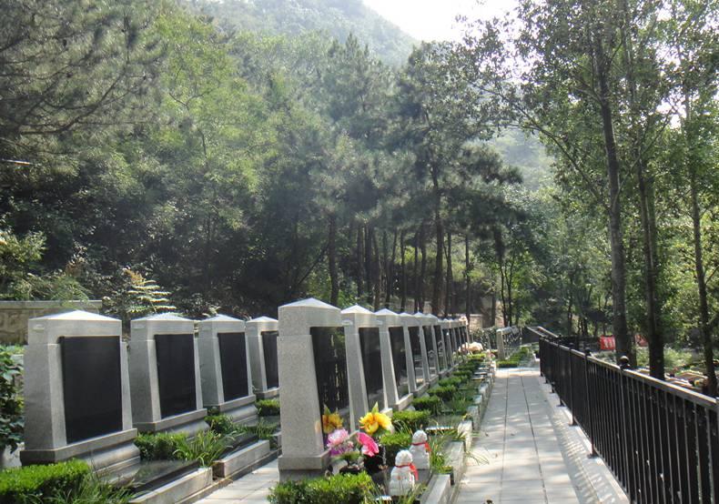 北京八达岭陵园怎么样