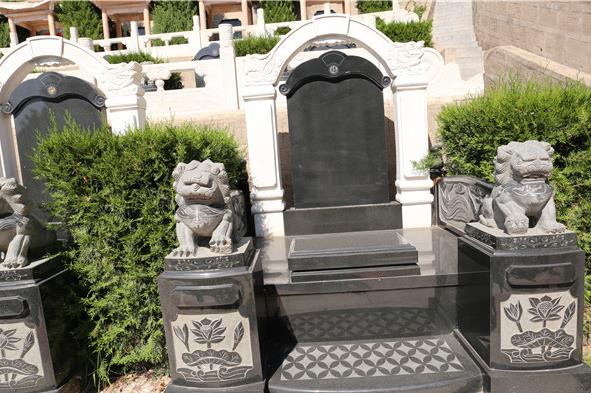 为什么墓地要摆放石狮子？