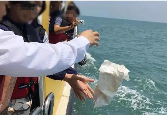 关于骨灰海葬，你想知道的都在这里