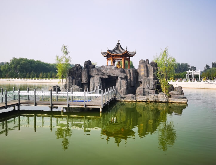 德芳潭生态环湖生态陵园环境怎么样
