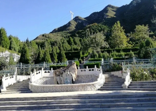 十三陵景仰园陵园墓地价格是多少钱