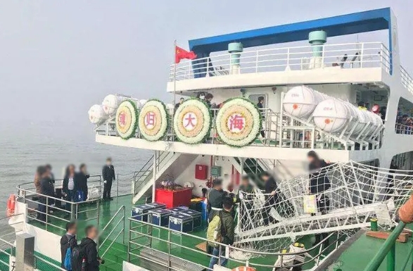 骨灰是撒大海费用贵还是树葬费用贵