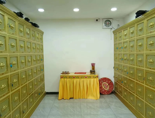 骨灰盒寄存不入土好吗